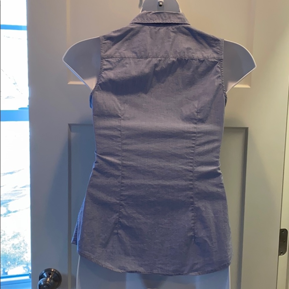 Banana Republic Sleeveless Top - Picture 2 of 3